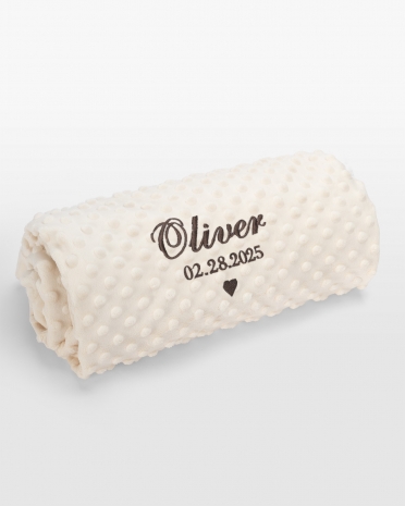 Cremefarvet babytæppe med brun brodering