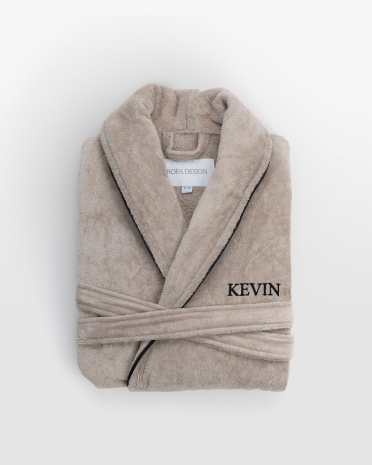 sandfarvet badekåbe med navn