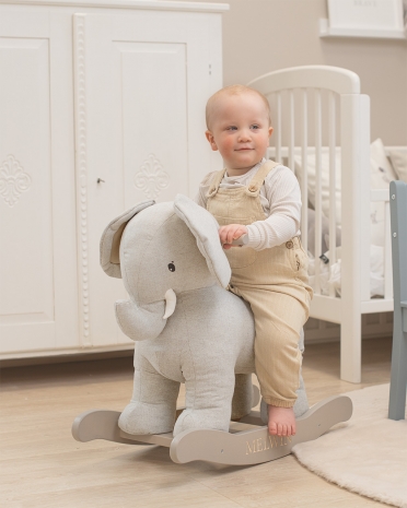 Blødt gyngelegetøj med personlig gravering