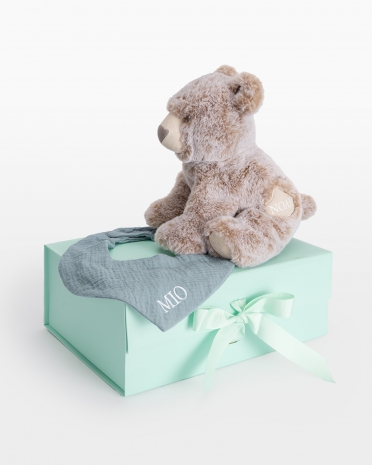 Gavesæt med bamse og savlesmæk med navn
