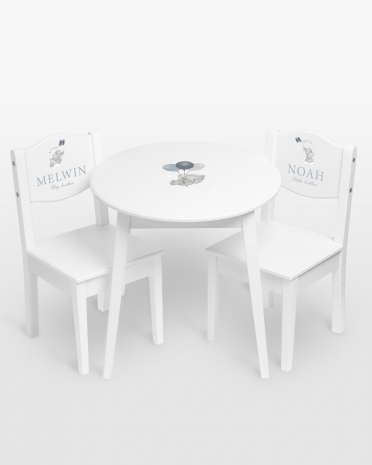 Børnebord og stole med navn