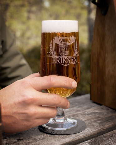 Personligt ølglas med jagttema