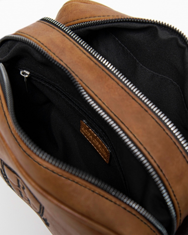 Necessaire med flere rum