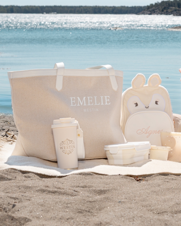 Personlig strandtaske med navn, rummelig og stilfuld design.