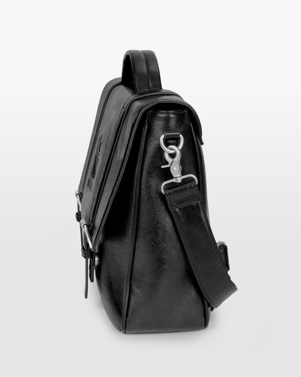 Sort skuldertaske med skulderrem
