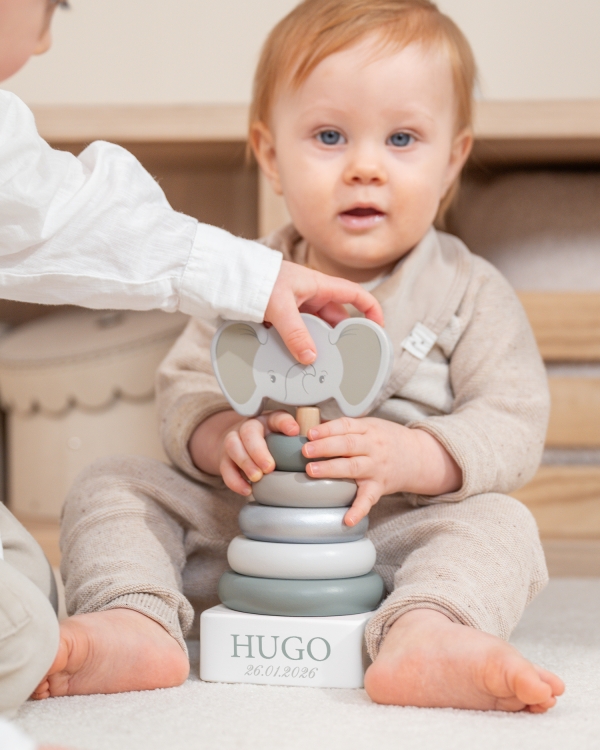 Stabletårn i form af en elefant til børn, med navn og dato