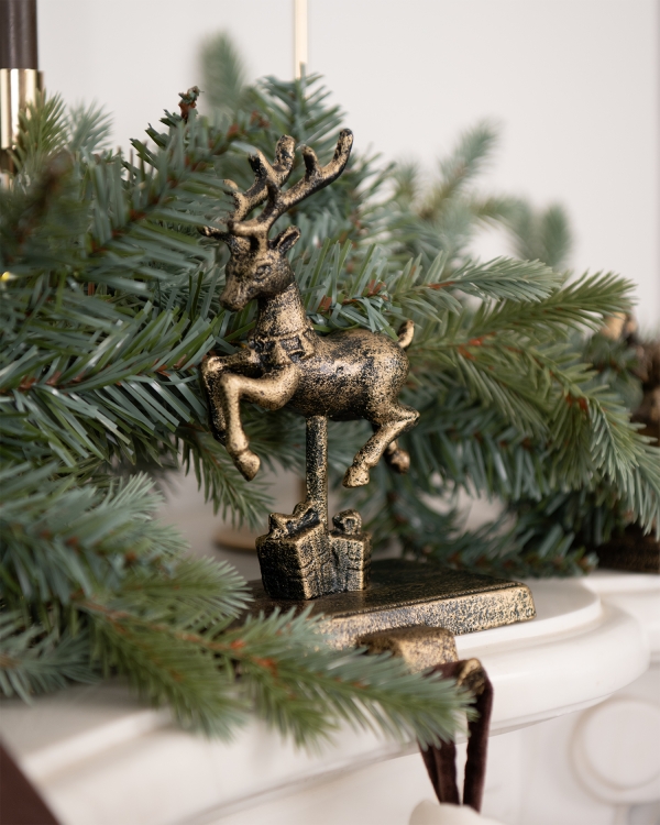 Julestrømpeholder med rensdyrmotiv