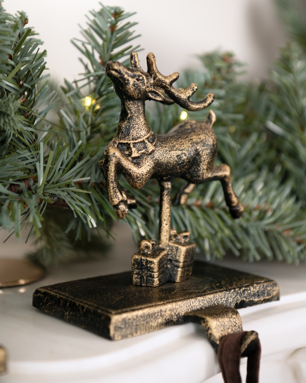 Julestrømpeholder med rensdyrmotiv