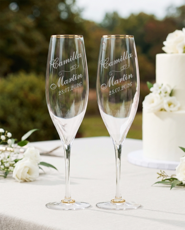 Champagneglas med personlig gravering og dekorative ringe
