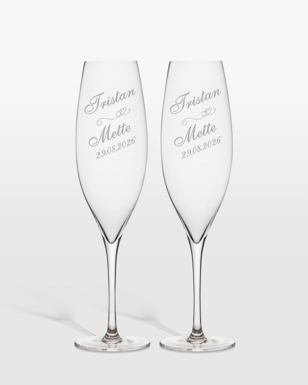 Personligt graverede champagneglas til brudeparret