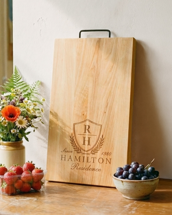 Skærebræt i elletræ med gravering