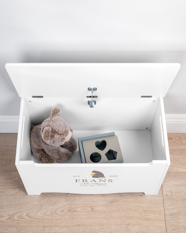 Opbevaringskiste med navn