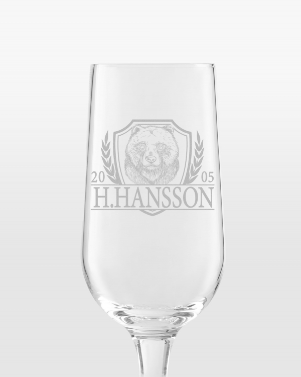 Graveret ølglas med jagtinspireret motiv, navn og årstal