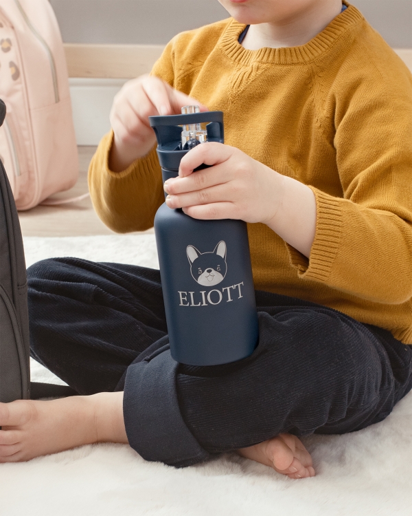 Drikkedunk i metal med personlig gravering