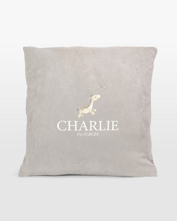 Personligt pudebetræk med fødselsdato