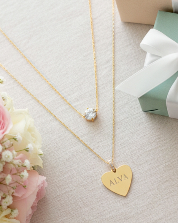 Gavesæt med guldhalskæde til mor