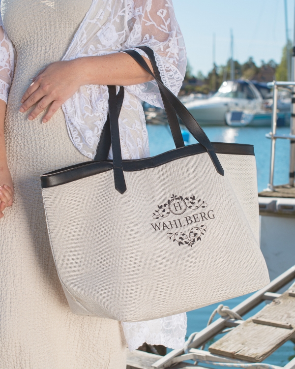 Rummelig strandtaske med plads til alt