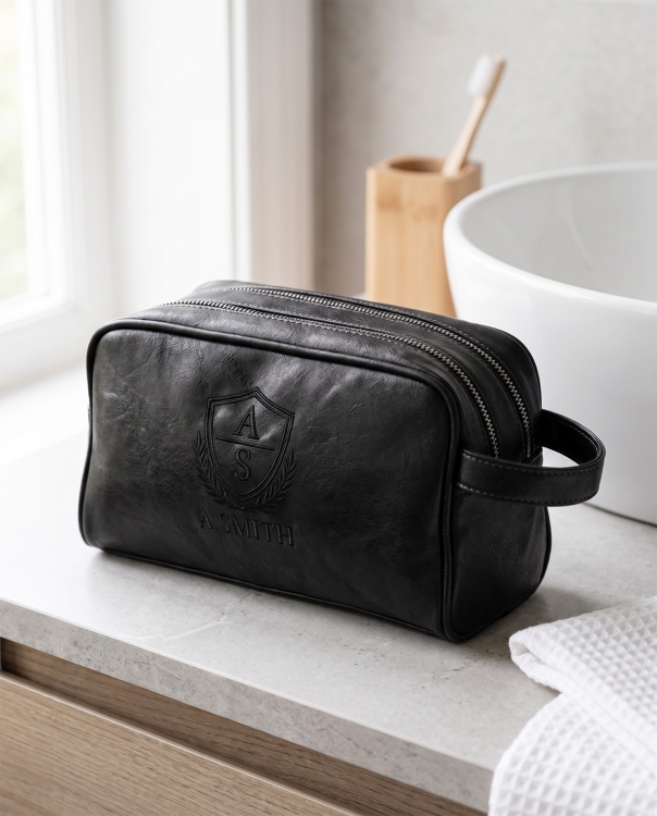 Sort necessaire med broderi