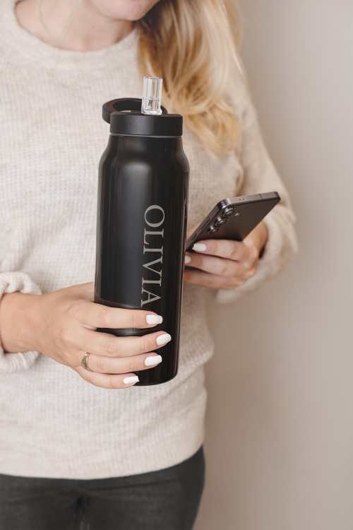 Sort vandflaske med mobilholder