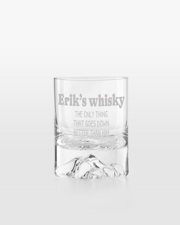 Graveret whiskyglas med valgfrit navn og personlig tekst